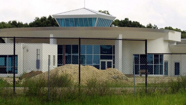 Foto - Bu evde tam iki uçak var!