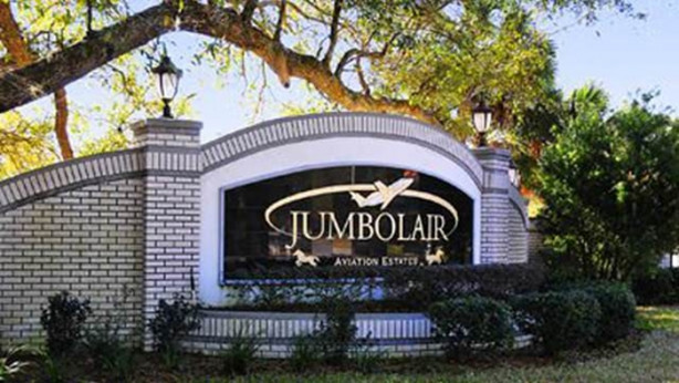 Foto - Bu evde tam iki uçak var!