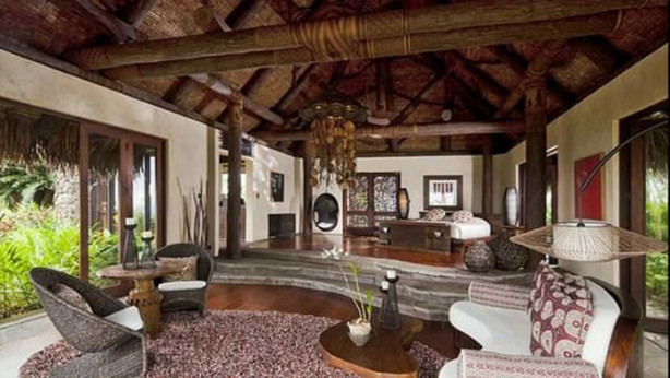 Foto - Bu evde tam iki uçak var!