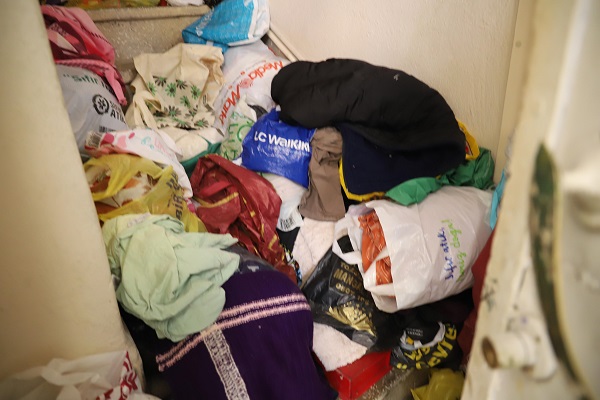 Foto - Bu evden tam 7 kamyon çöp çıktı