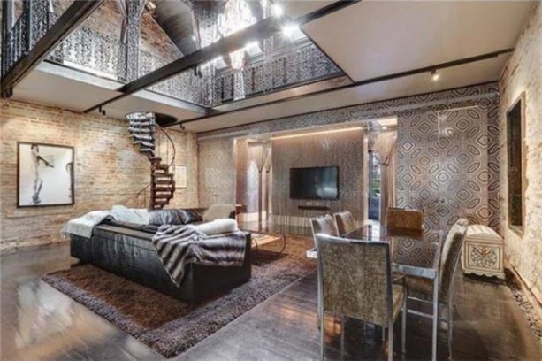 Foto - Bu evin dışına aldanmayın