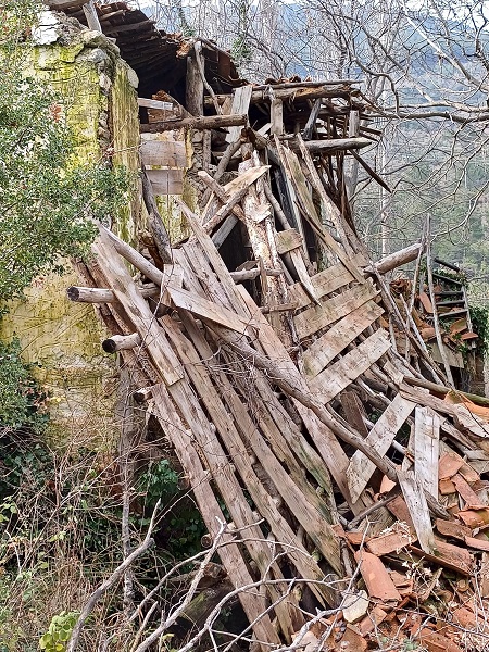 Foto - Bu evler zamana yenik düştü
