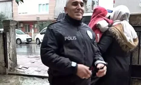 Foto - Bu filmi hatırladınız mı? Yok böyle bir olay: Türkiye'de yenisi çekildi sanki...