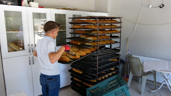 Foto - Bu fırında ekmek 2 TL daha ucuz