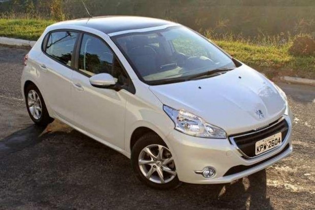 Foto - Bu fiyatlara peynir ekmek gibi gidiyor! İşte düşük fiyata satılan 10 otomobil...