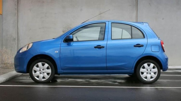 Foto - Bu fiyatlara peynir ekmek gibi gidiyor! İşte düşük fiyata satılan 10 otomobil...