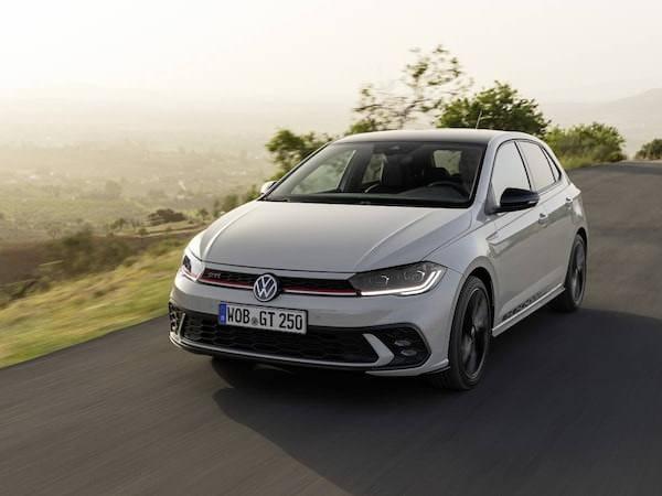 Foto - Bu fiyatlara peynir ekmek gibi gidiyor! İşte düşük fiyata satılan 10 otomobil...