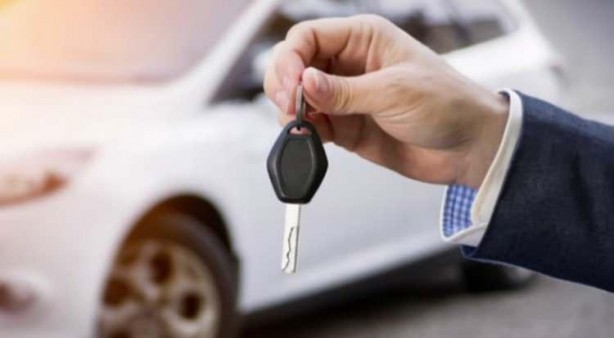 Foto - Bu fiyatlara peynir ekmek gibi gidiyor! İşte düşük fiyata satılan 10 otomobil...