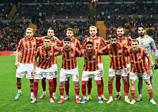Bu futbolcu onaylandı: Ocak işte böyle geçecek! Ligi sarsacak hareketi Okan Buruk yapacak…