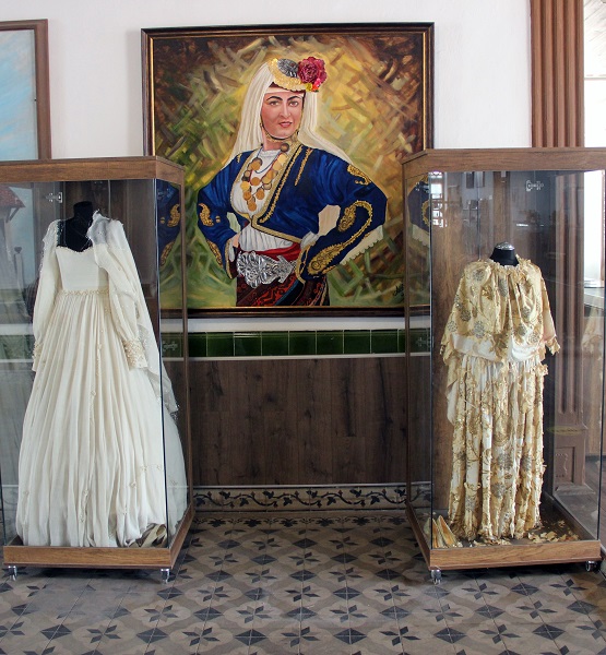 Foto - Bu gelinlik tam 2 asırlık