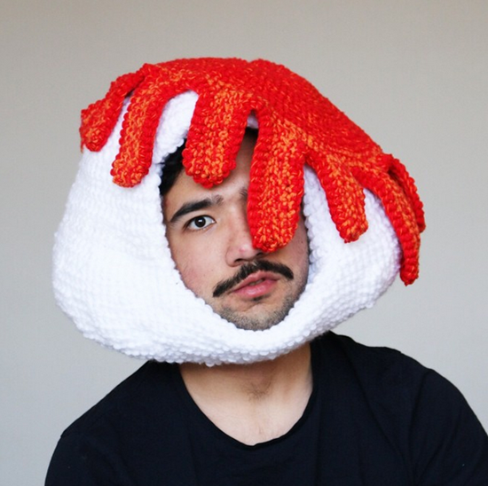 Foto - Bu gencin garip bir uğraşı var...