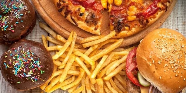 Foto - Bu gıdalar beyni 4 gün içinde bitiriyor! Yediğiniz anda beyin hücrelerini mum gibi eritip tüketiyor: Kesinlikle uzak durun