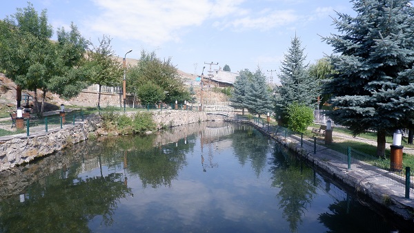 Foto - Bu gölde su eksilmiyor! Gizemli gölde ilginç manzara