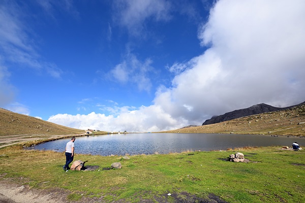 Foto - Bu gölleri görmek isteyenler zahmetli yolculuğa katlanıyor