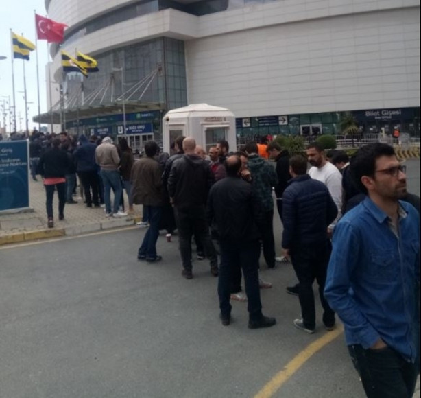  Bu görüntü bugün çekildi! Metrelerce kuyruk oluştu!