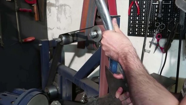 Foto - Bu görüntüler milyonlarca kez izlendi! Paslı baltanın son hali herkesi şaşırttı