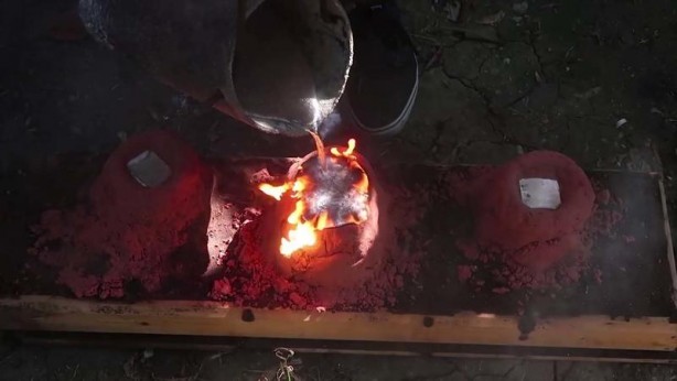 Foto - Bu görüntüler milyonlarca kez izlendi! Paslı baltanın son hali herkesi şaşırttı