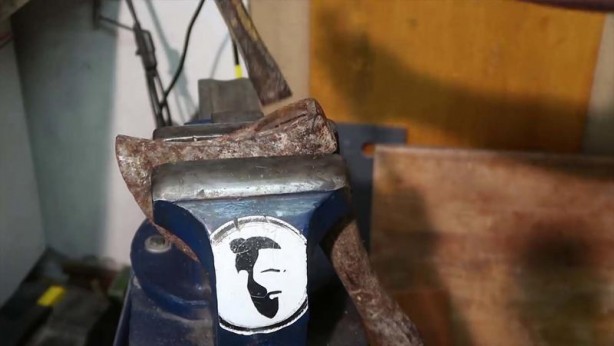 Foto - Bu görüntüler milyonlarca kez izlendi! Paslı baltanın son hali herkesi şaşırttı