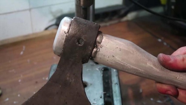 Foto - Bu görüntüler milyonlarca kez izlendi! Paslı baltanın son hali herkesi şaşırttı