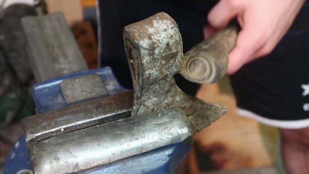 Foto - Bu görüntüler milyonlarca kez izlendi! Paslı baltanın son hali herkesi şaşırttı