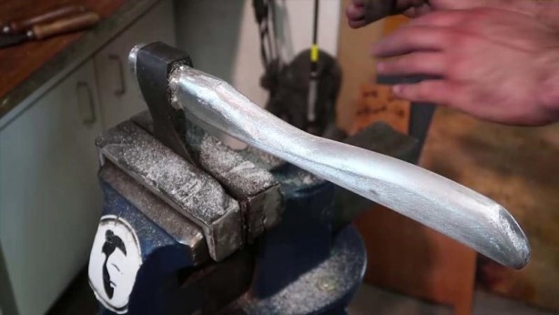 Foto - Bu görüntüler milyonlarca kez izlendi! Paslı baltanın son hali herkesi şaşırttı