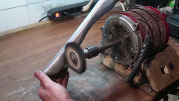 Foto - Bu görüntüler milyonlarca kez izlendi! Paslı baltanın son hali herkesi şaşırttı