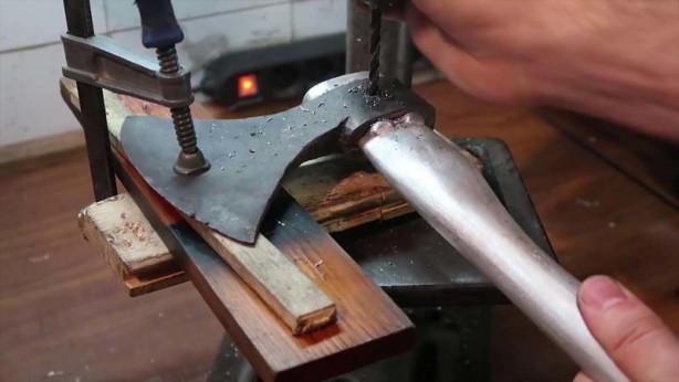 Foto - Bu görüntüler milyonlarca kez izlendi! Paslı baltanın son hali herkesi şaşırttı