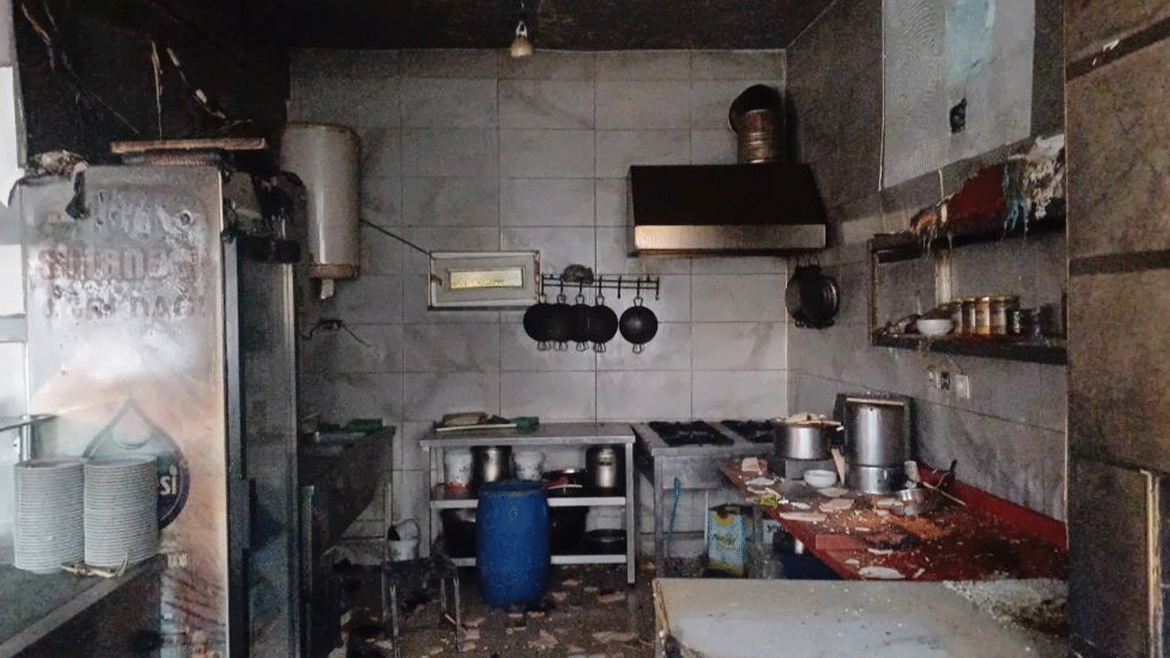 Foto - Bu görüntüler Muş'ta çekildi! Patlama sonrası ortalık savaş alanına döndü