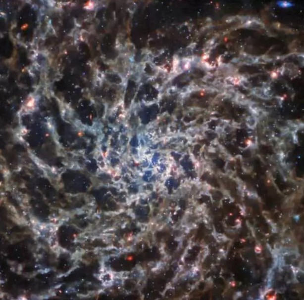 Foto - Bu görüntüleri daha önce görmediniz! Uzayın en ürkütücü fotoğrafları...