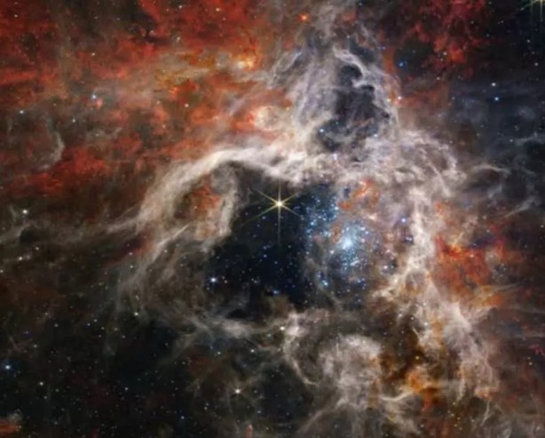 Foto - Bu görüntüleri daha önce görmediniz! Uzayın en ürkütücü fotoğrafları...