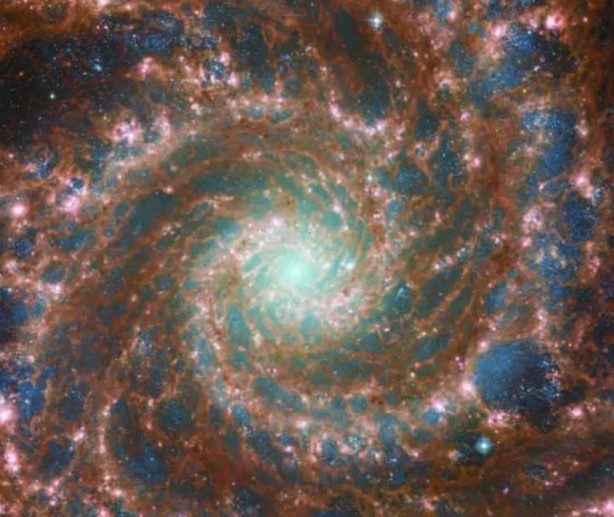 Foto - Bu görüntüleri daha önce görmediniz! Uzayın en ürkütücü fotoğrafları...