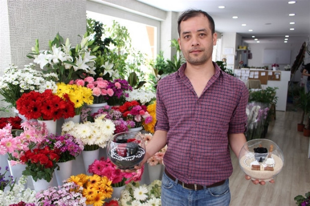 Foto - Bu güller 3 sene solmuyor