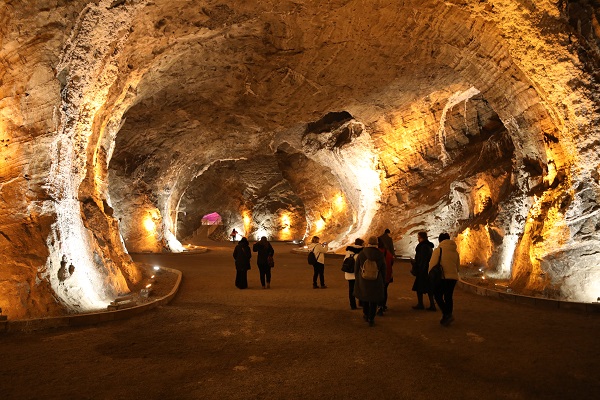 Foto - Bu güzellik için yerin metrelerce altına iniyorlar