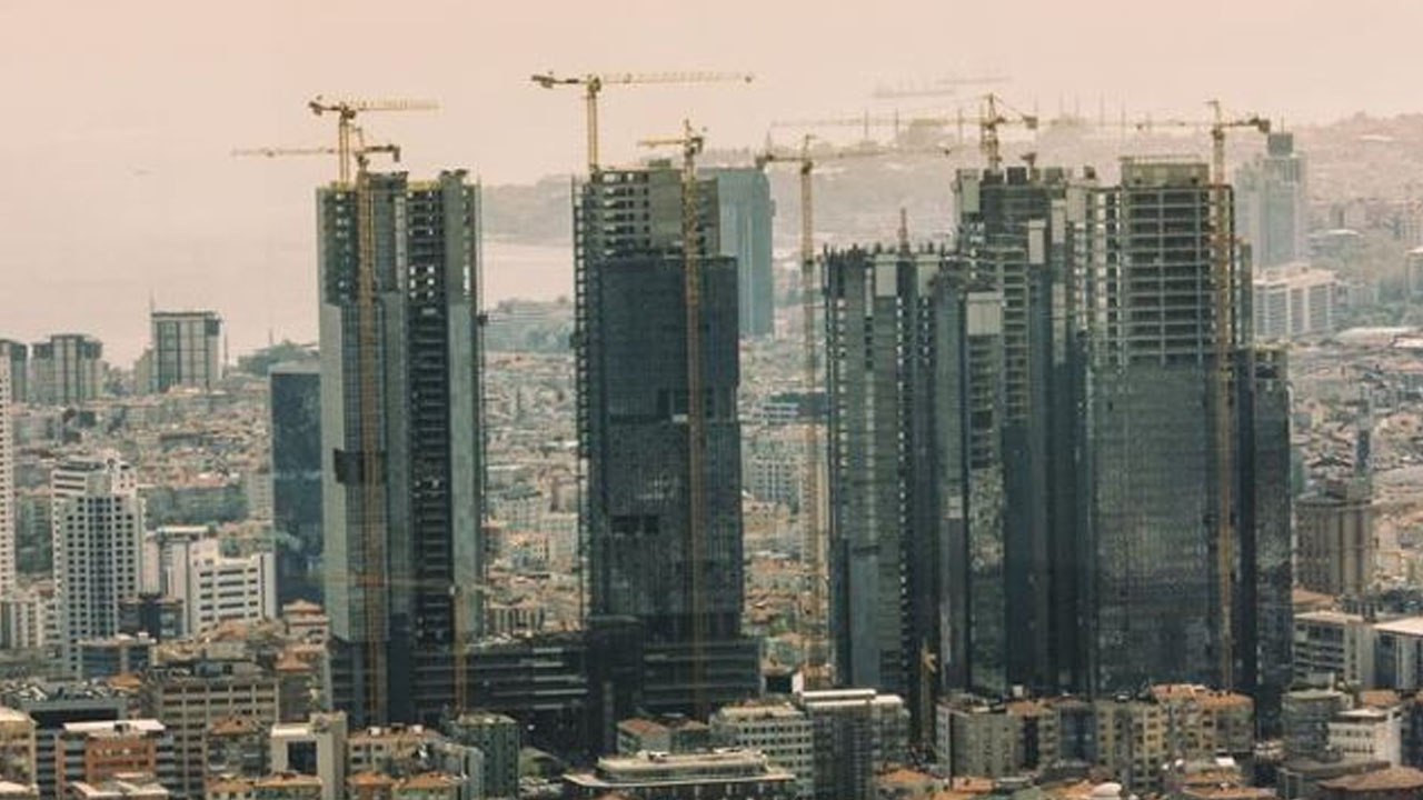 Foto - Hava kirliliği alarmı! PM10 ve azot oksit seviyeleri yükseldi: Kirleticiler İstanbul'a hapsoldu! Türkiye'yi vuracak