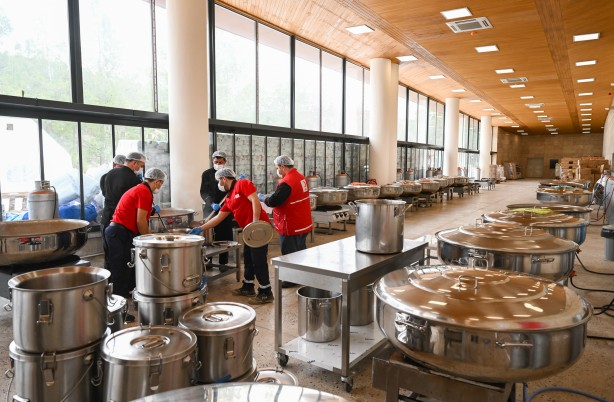 Foto - Bu haberimiz klavye başında yazmaktan başka bir şeye yaramayan Recep İvedik'e gelsin!