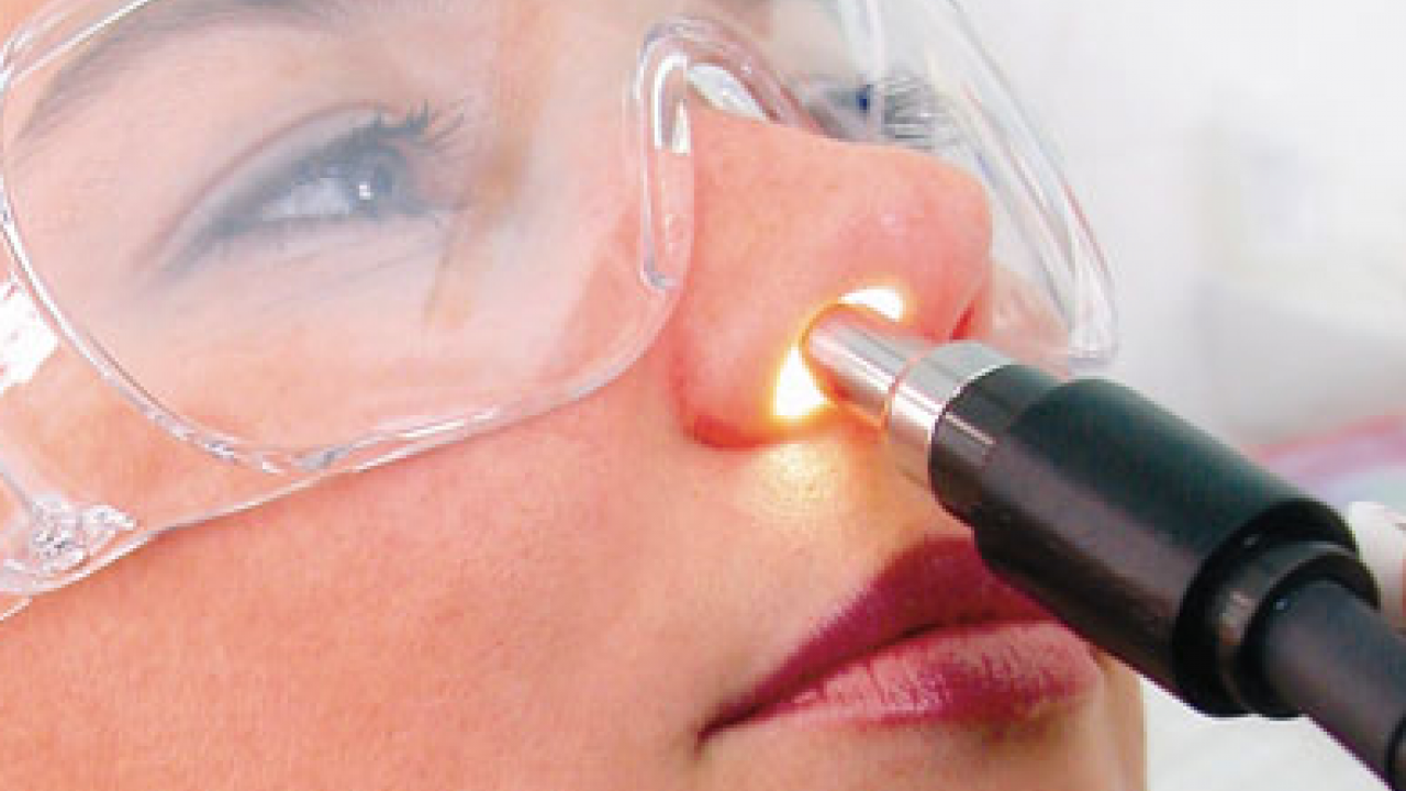 Bu hamleyi yapmalısınız: Alerjik rinit zamanla şiddetini azaltabilir ancak...