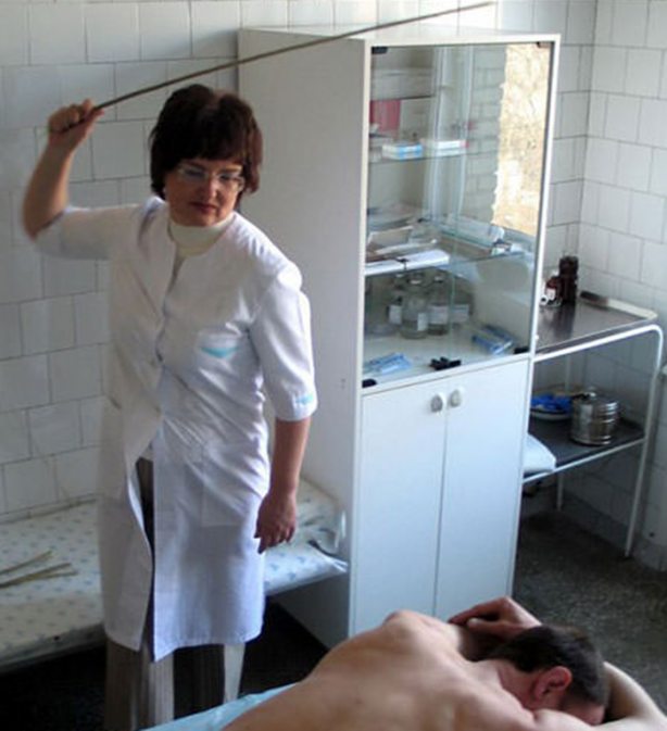 Foto - Bu hastalığın şifası 'dayak'