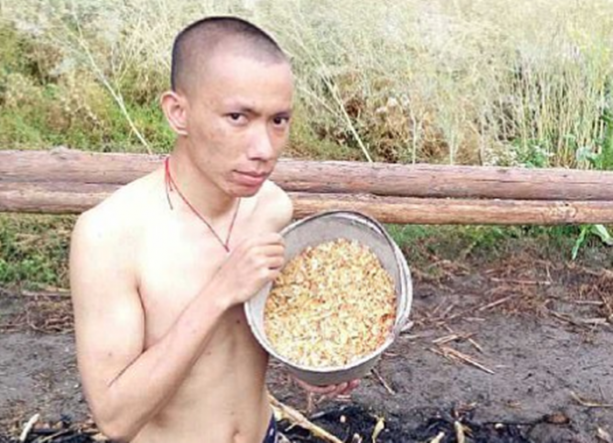 Foto - Bu hastalığın şifası 'dayak'