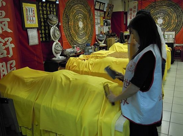 Foto - Bu hastalığın şifası 'dayak'