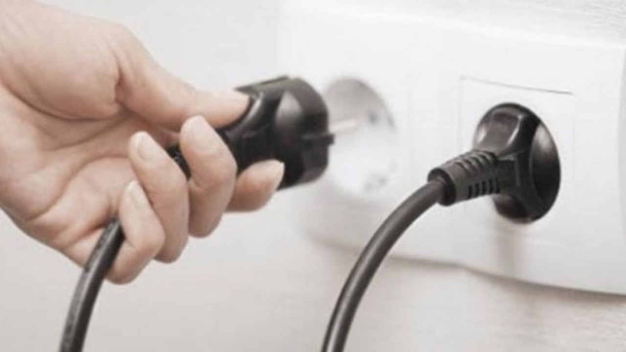 Foto - Bu hata evinizi yakabilir! Kapıyı çekmeden önce prizden mutlaka çekin