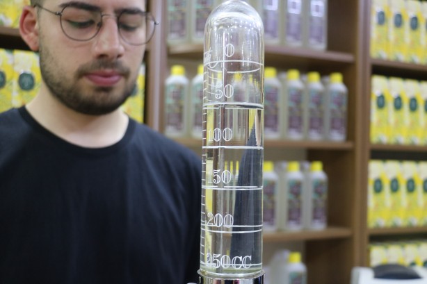 Foto - Bu hatayı birçok kişi yapıyor! Kolonya almanın püf noktaları