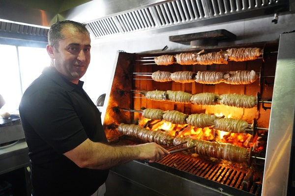 Foto - Bu iddia çok konuşulur! İslami usullere göre kesilmiyor İstanbul'da satılıyor