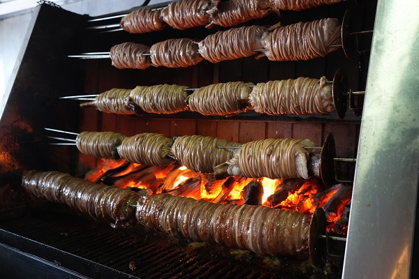 Foto - Bu iddia çok konuşulur! İslami usullere göre kesilmiyor İstanbul'da satılıyor