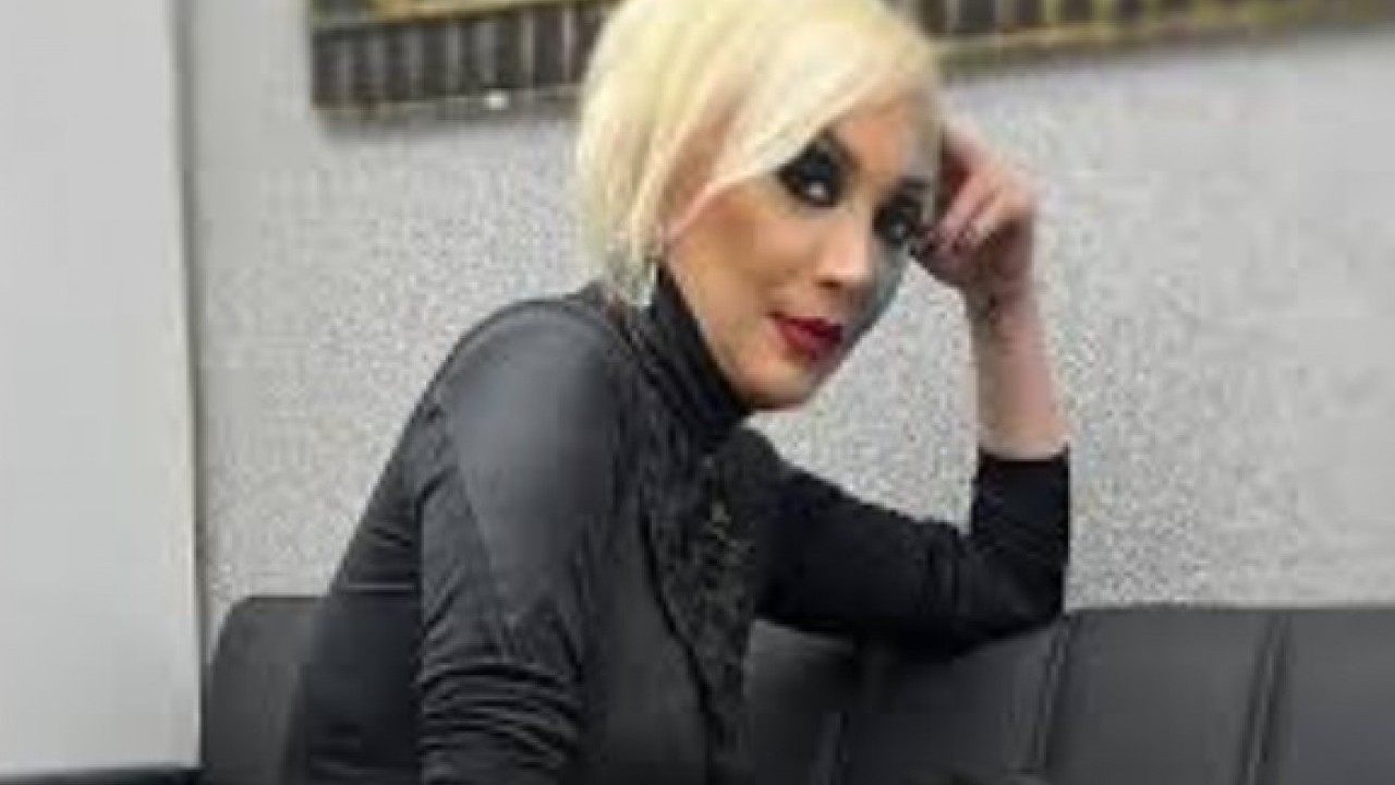 Foto - Bu iddialar gündemi sarsacak! Güllü'nün patronundan olay açıklamalar