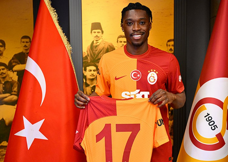 Foto - Bu ihanet değilse ne? Kim konuştu, emrini o verdi mi? Nereden nereye... Ne umutla geldi...