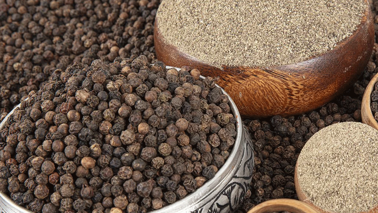 Bu iki baharat yan yana ölümcül oluyor: Mide kanamasına neden olabilir!