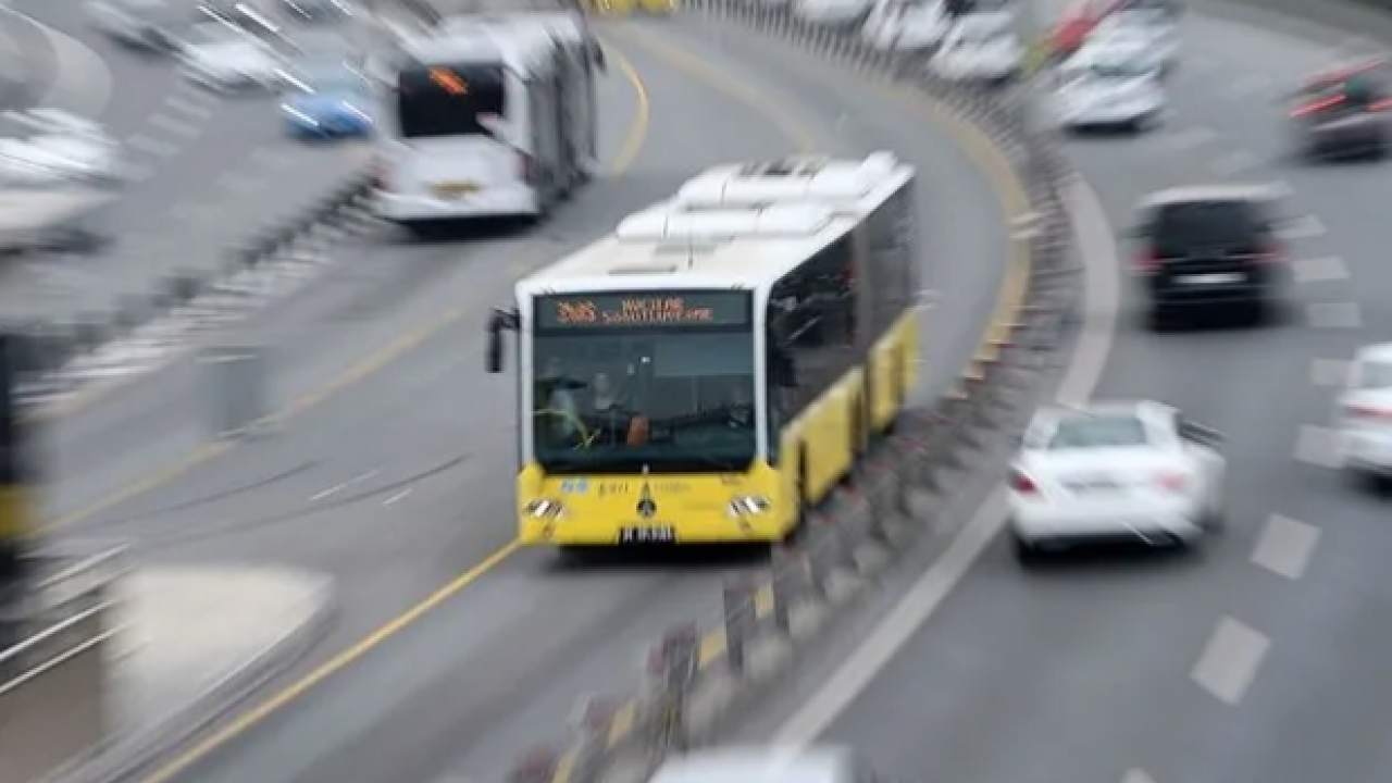 Bu iki meslek grubundaysanız dikkat! 2027'nin sonuna kadar toplu taşıma ücretsiz oldu