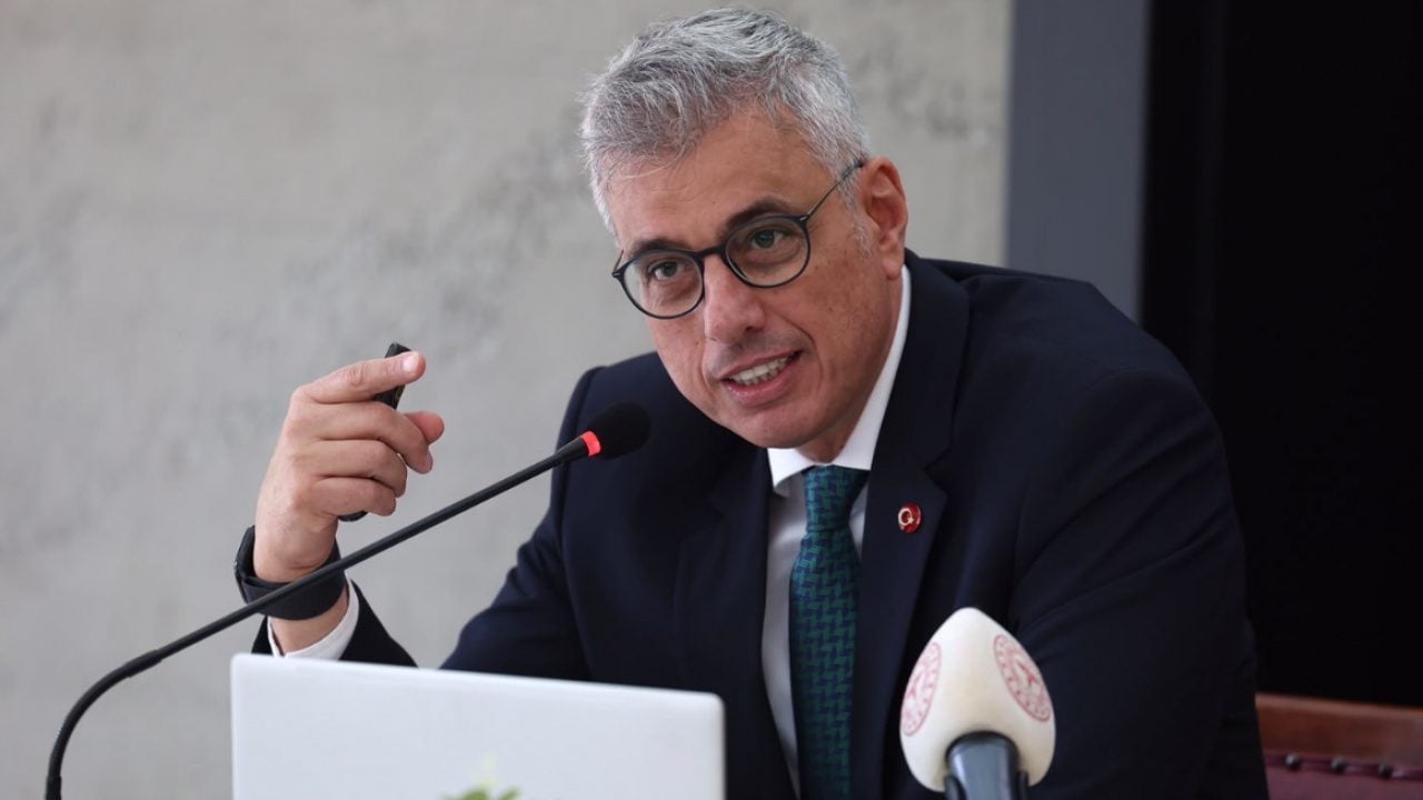 Bu iş kötü noktaya gidiyor: Sigaraya başlama yaşında dramatik veri!