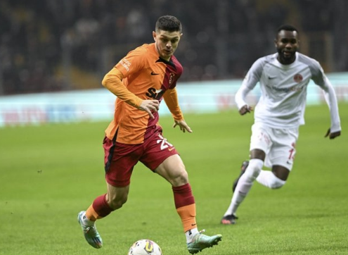 Foto - Bu işin sonu nereye gidecek? Aykırı sözler: Sırada o var! Tebessüm ederek işaret etti: