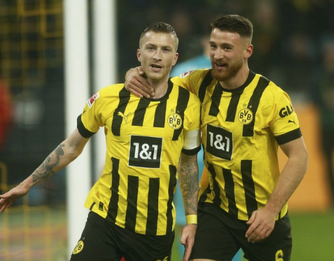 Foto - Bu işin sonu nereye gidecek? Aykırı sözler: Sırada o var! Tebessüm ederek işaret etti: